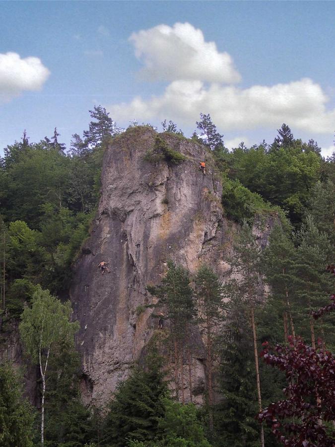 Cafe Pension Krems Waischenfeld Bagian luar foto