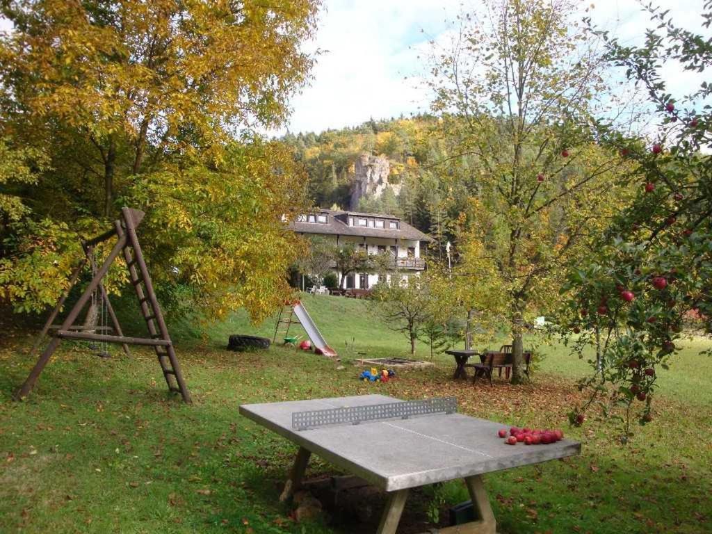 Cafe Pension Krems Waischenfeld Bagian luar foto