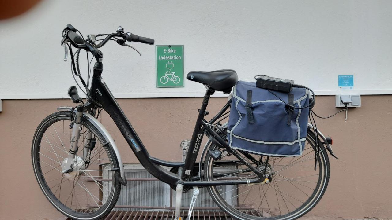 Cafe Pension Krems Waischenfeld Bagian luar foto